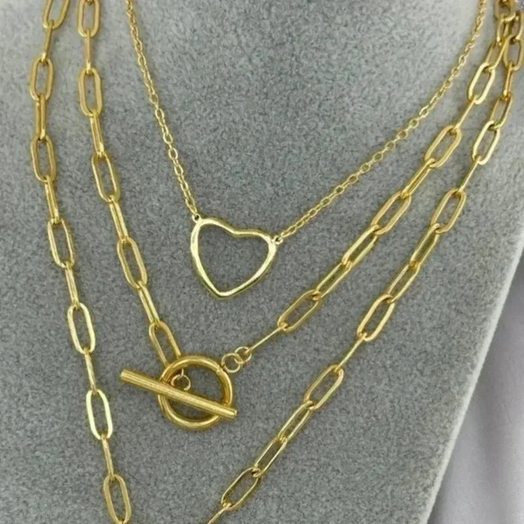 *NEW* 18K Gold Plated Chainlink Necklace w/ Toggle Closure  (GOLD) - Picture 2 of 5